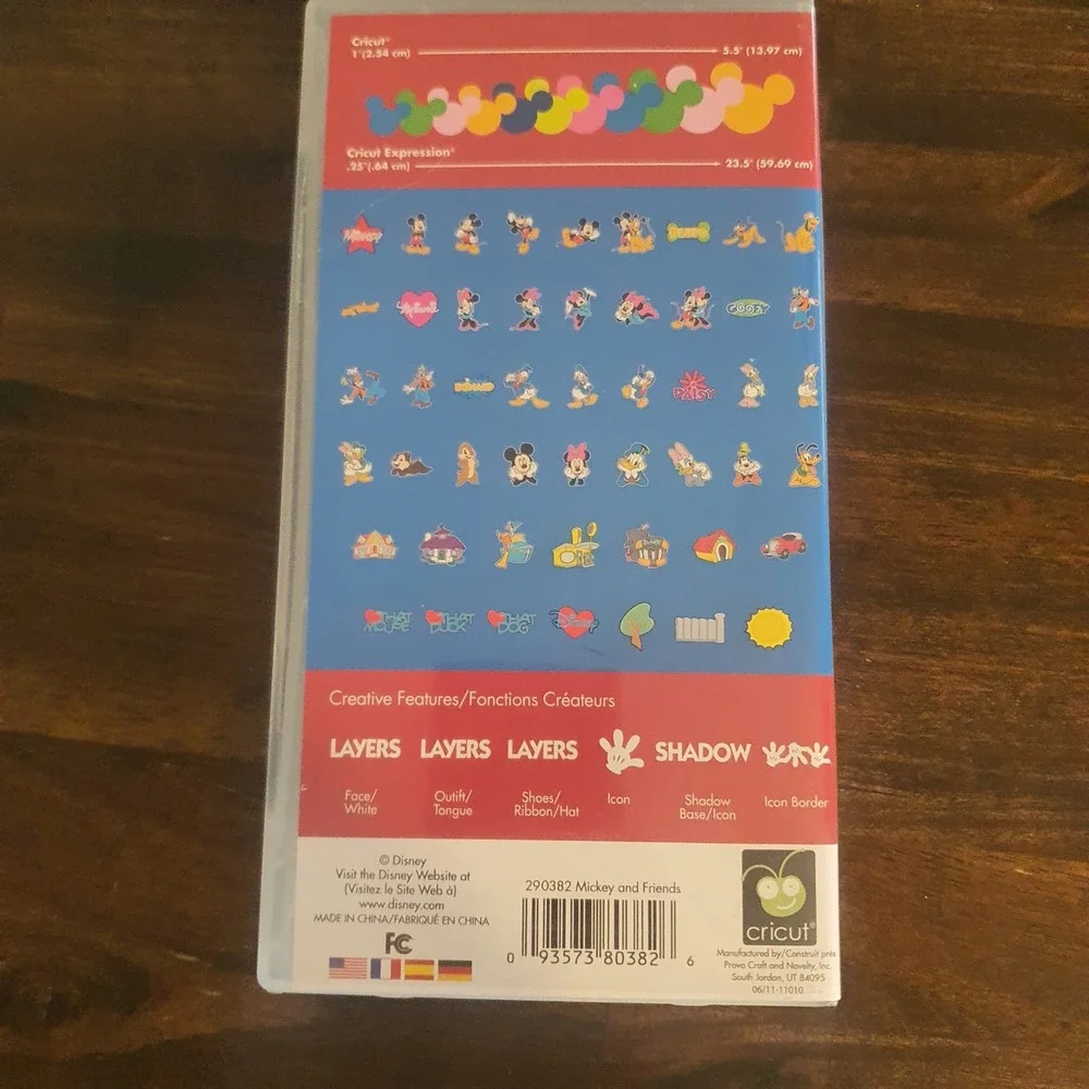 Disney Mickey Friends Cricut Cartridge with‎ Overlay Manual 290382 Scrapbooking